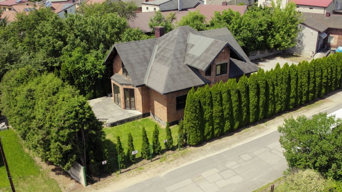 Dom 5 pokojowe na Sprzedaż