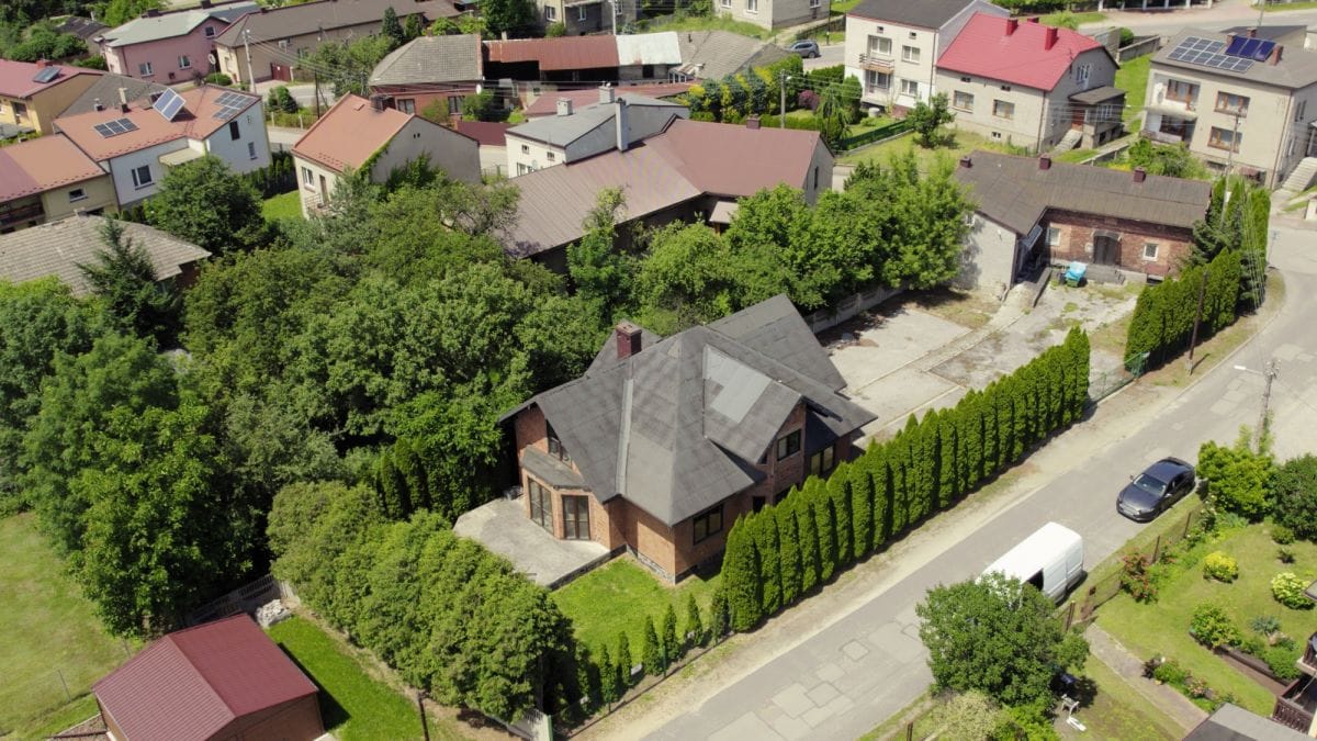 Dom 5 pokojowe na Sprzedaż