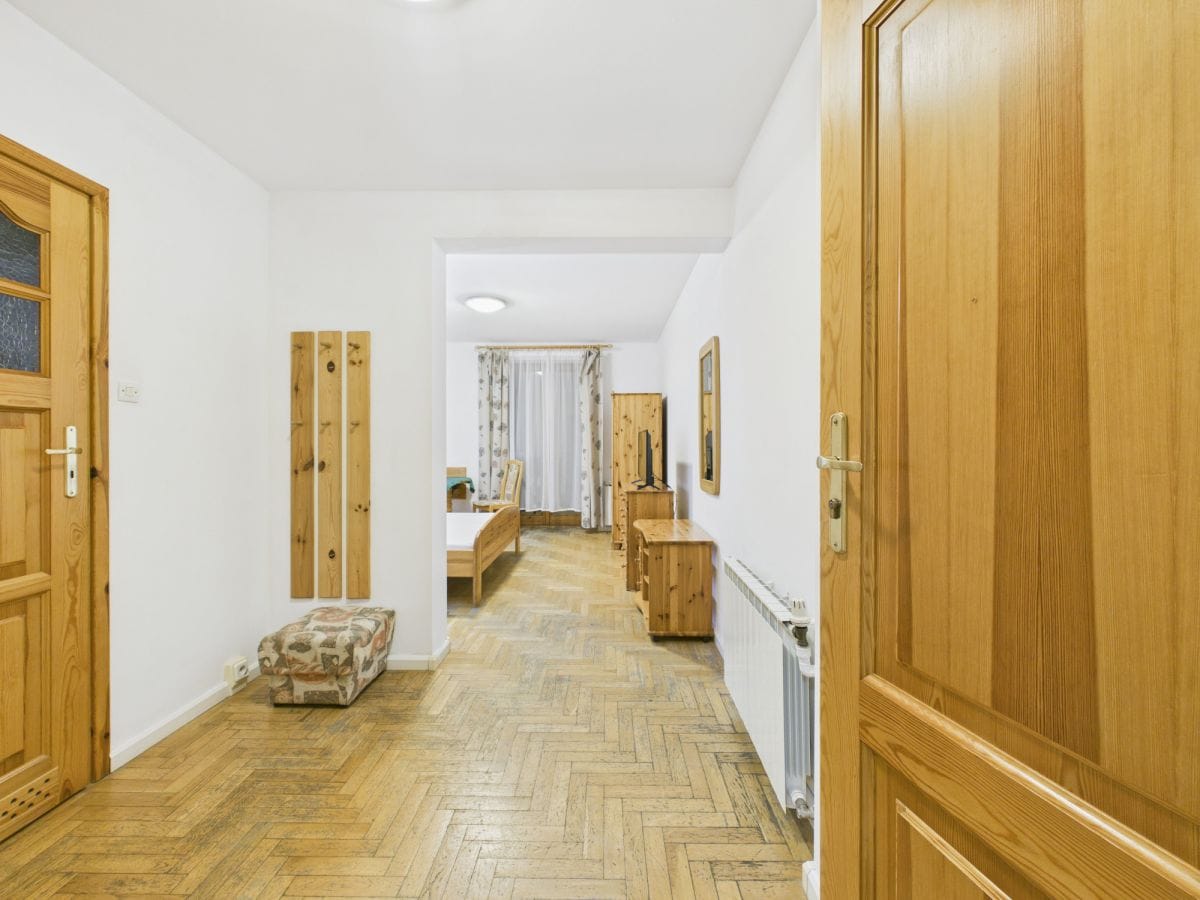 Lokal użytkowy  pokojowe na Sprzedaż