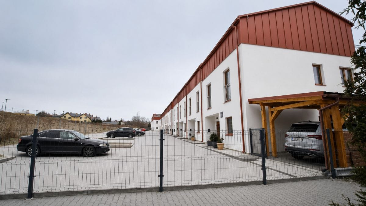 Lokal użytkowy  pokojowe na Sprzedaż