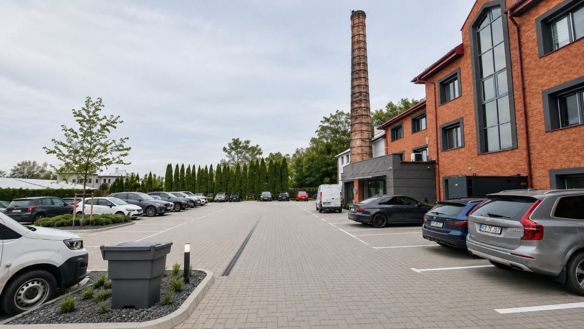 Lokal użytkowy  pokojowe na Sprzedaż
