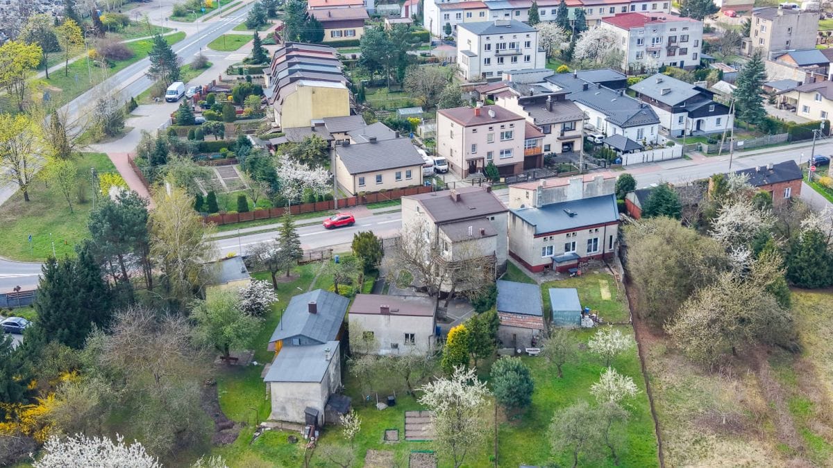 Dom 6 pokojowe na Sprzedaż