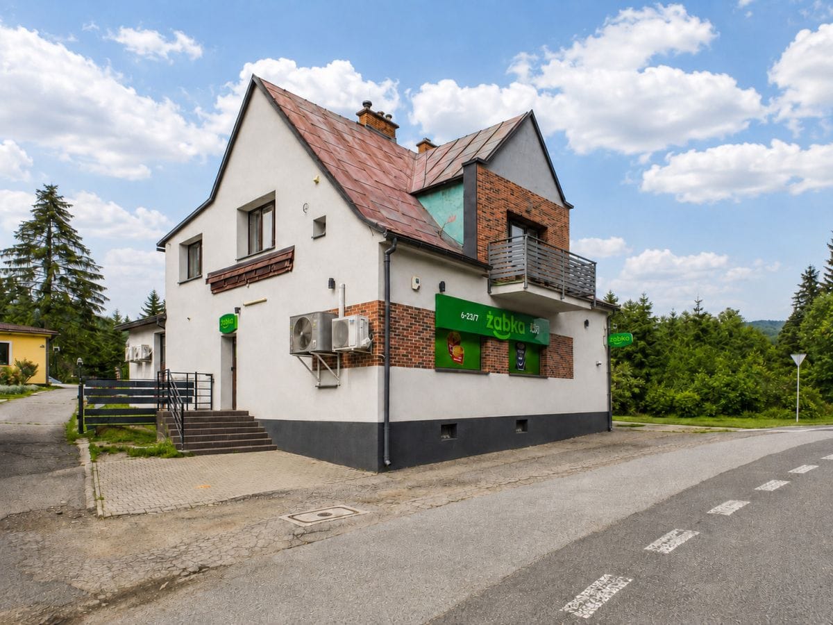 Lokal użytkowy  pokojowe na Sprzedaż