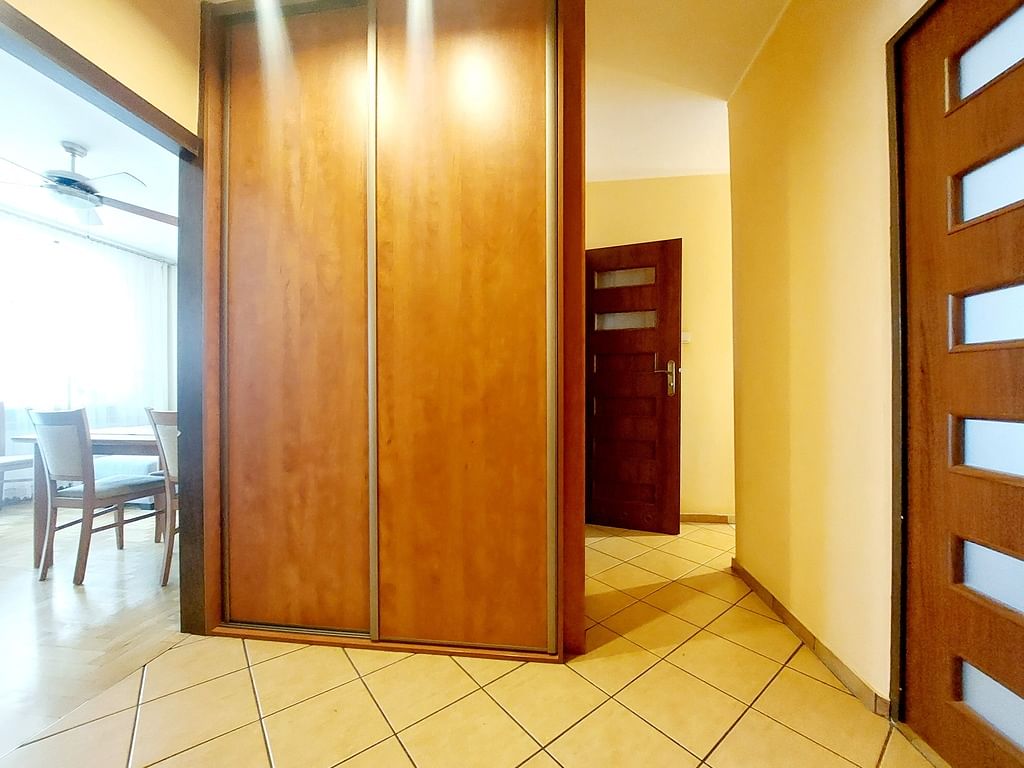 Mieszkanie 3 pokojowe na Sprzedaż
