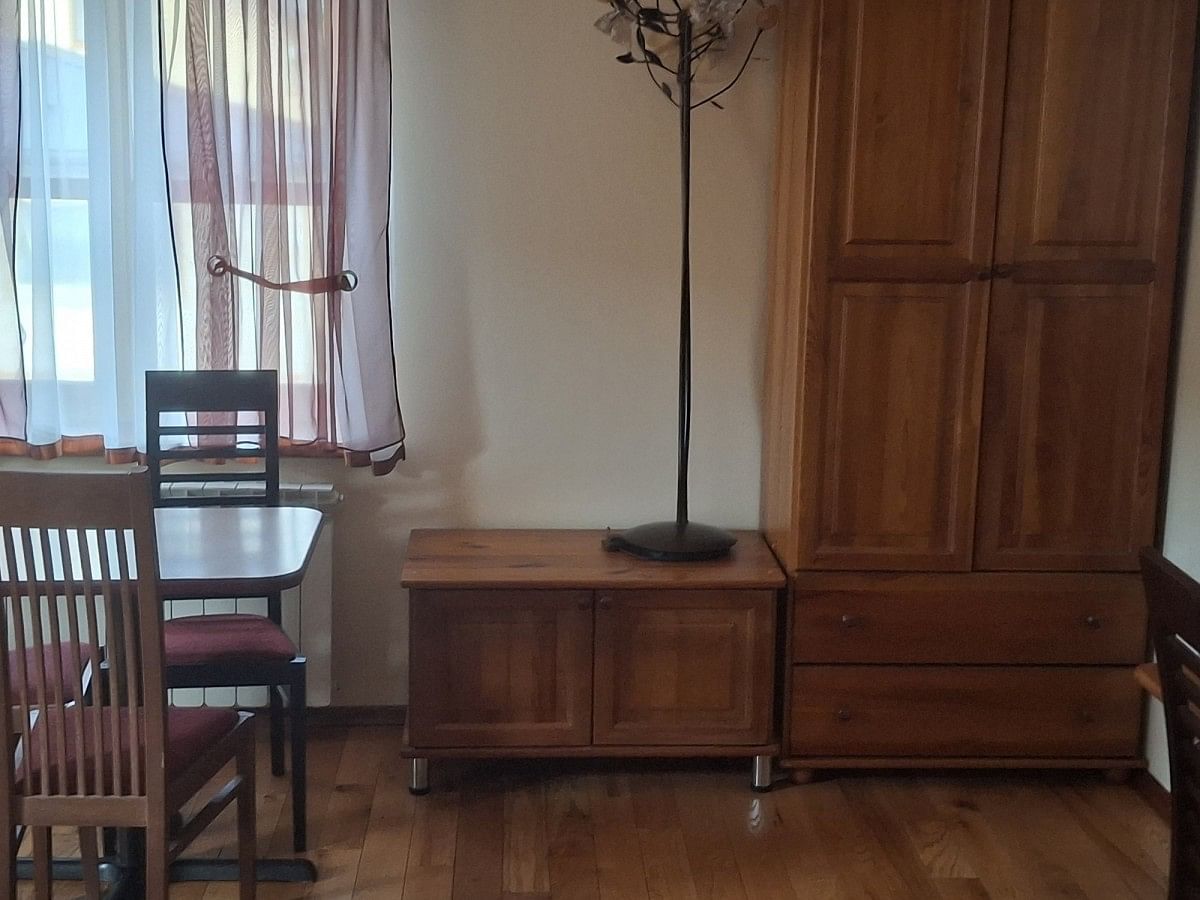 Lokal użytkowy  pokojowe na Sprzedaż