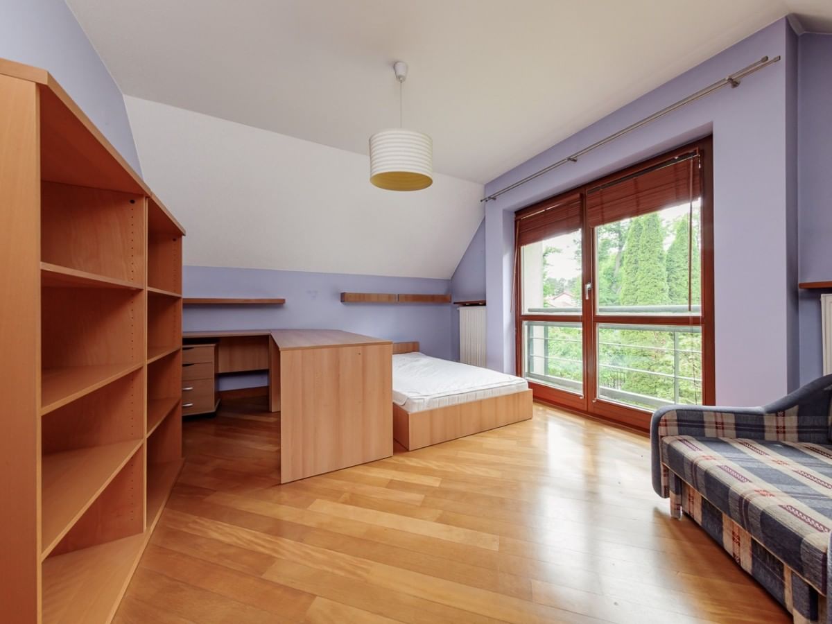 Dom 7 pokojowe na Sprzedaż