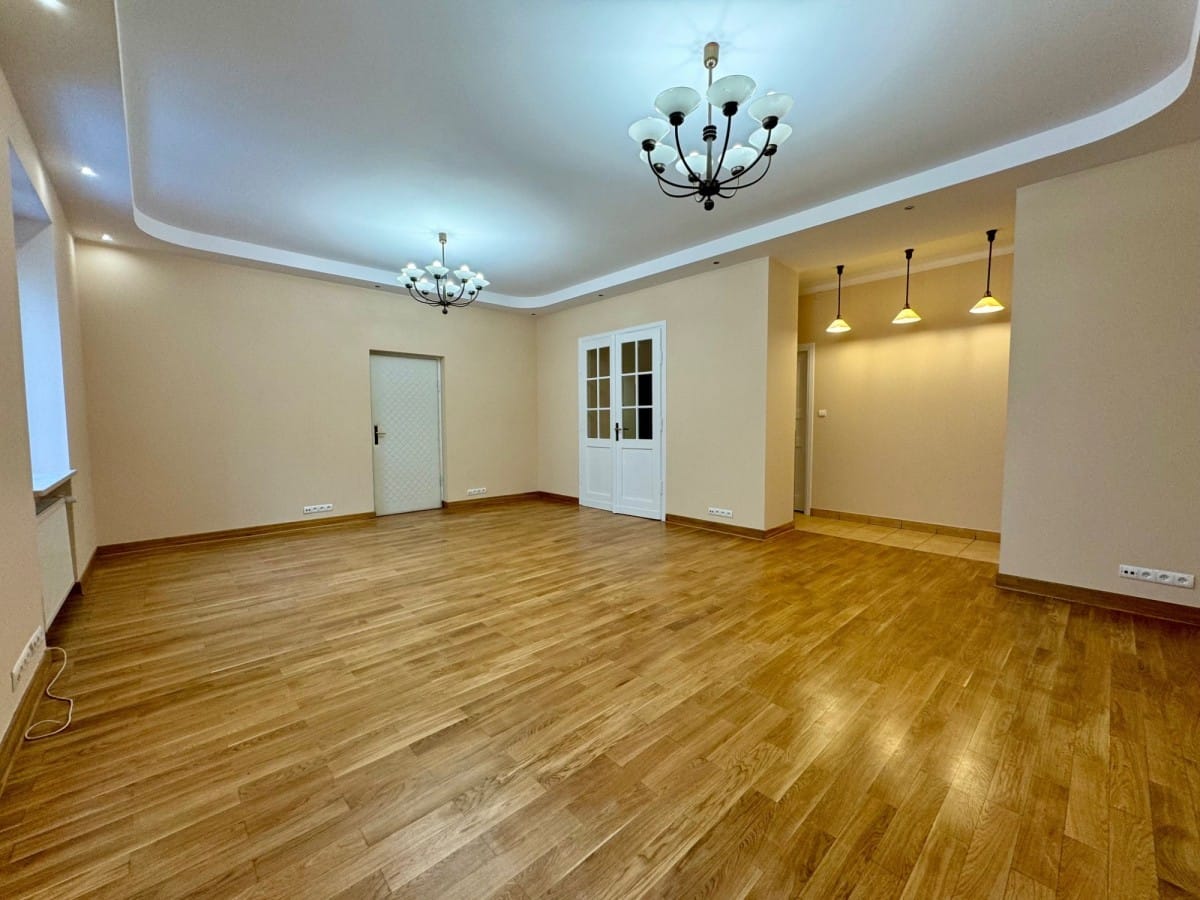 Mieszkanie 4 pokojowe na Wynajem