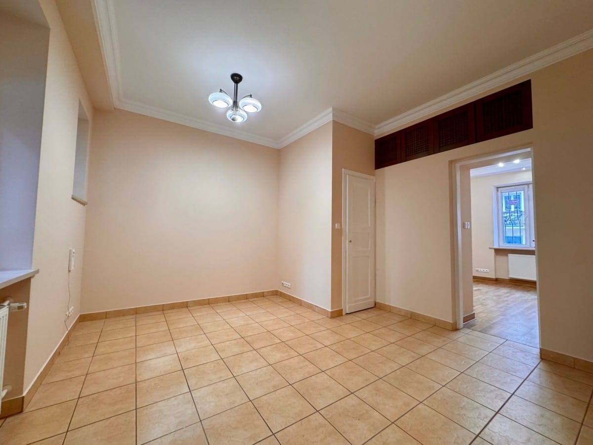 Mieszkanie 4 pokojowe na Wynajem