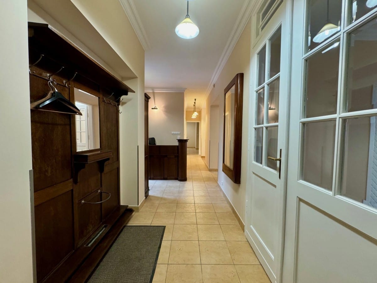 Mieszkanie 4 pokojowe na Wynajem