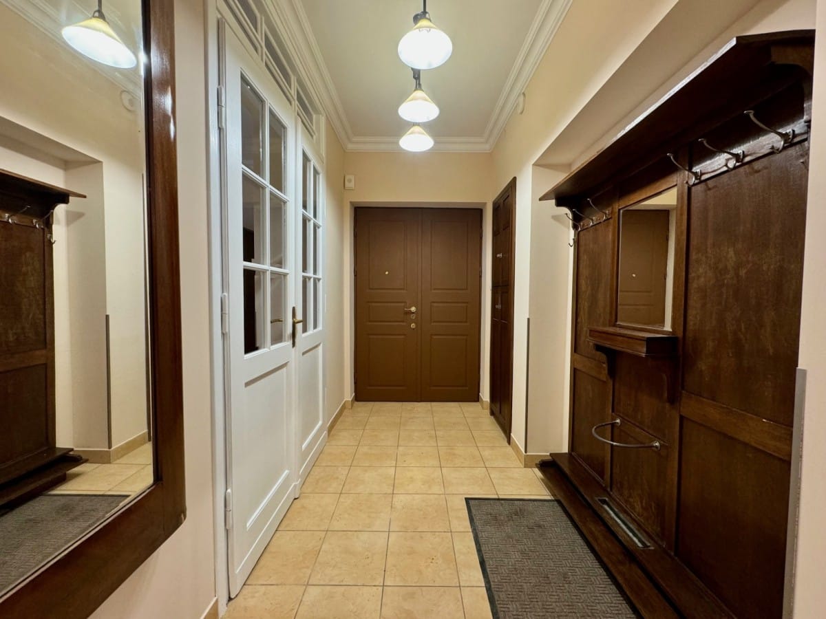 Mieszkanie 4 pokojowe na Wynajem