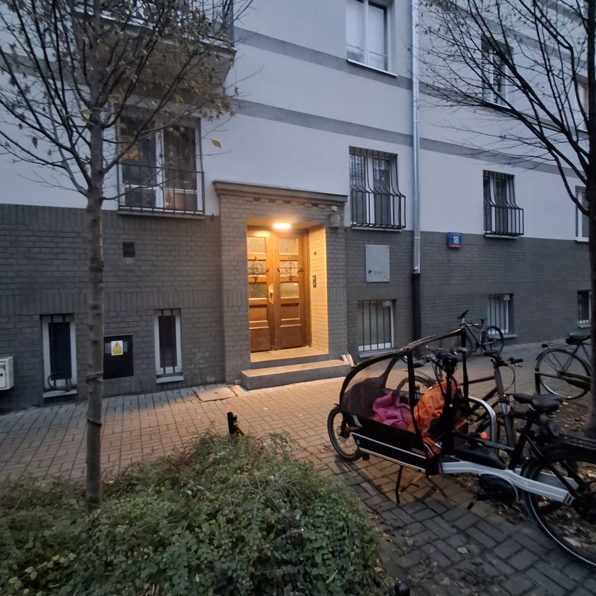 Mieszkanie 4 pokojowe na Wynajem