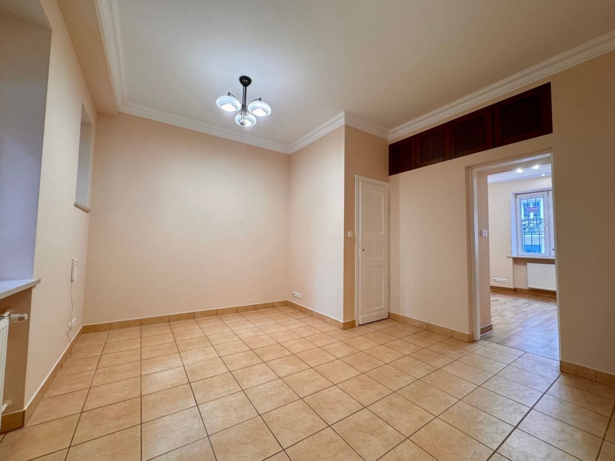 Lokal użytkowy  pokojowe na Wynajem