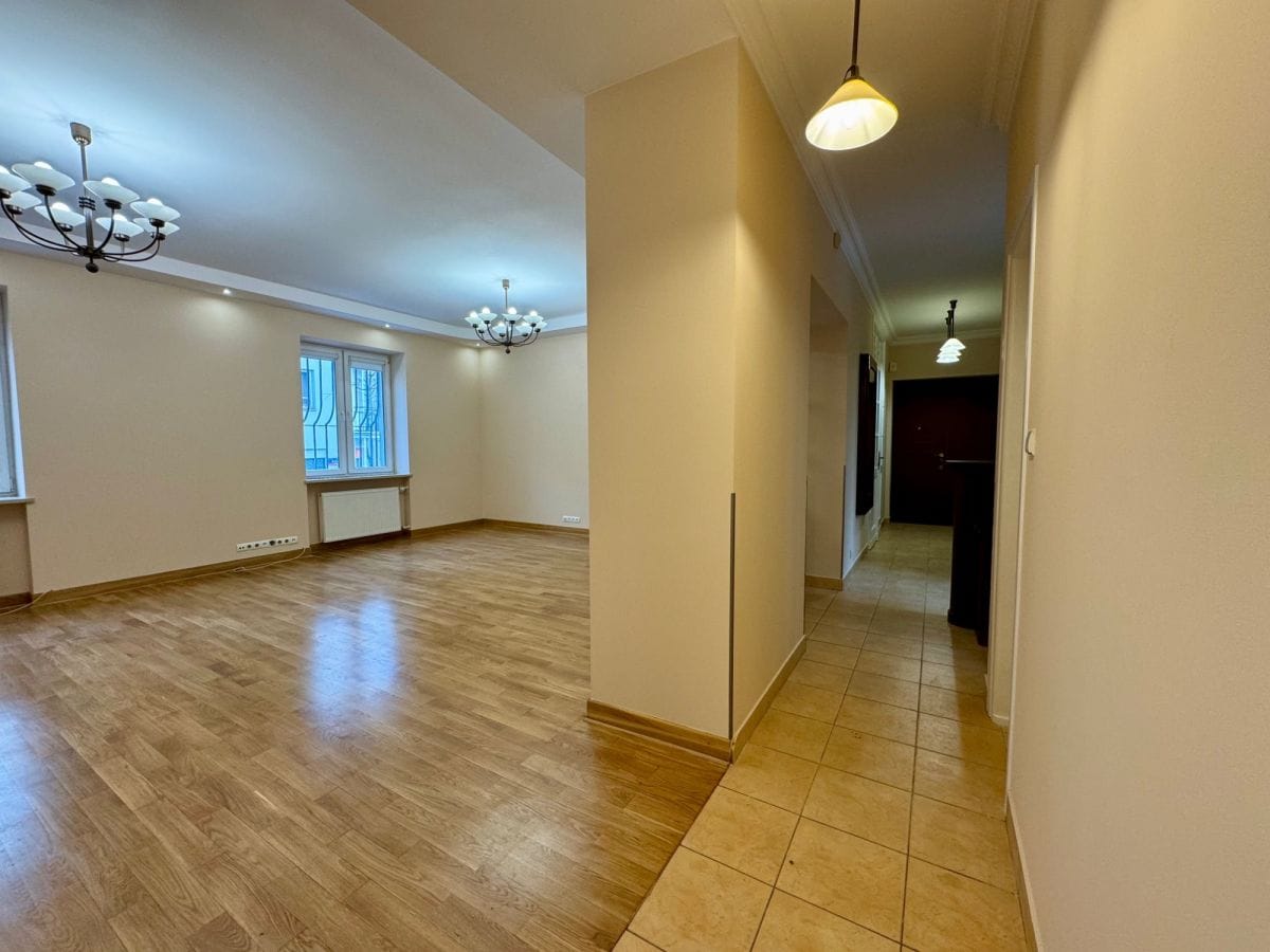 Lokal użytkowy  pokojowe na Wynajem