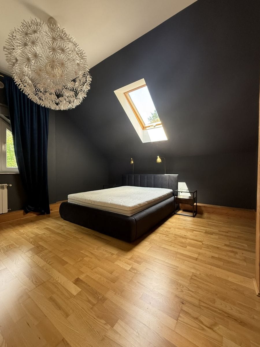 Dom 6 pokojowe na Sprzedaż