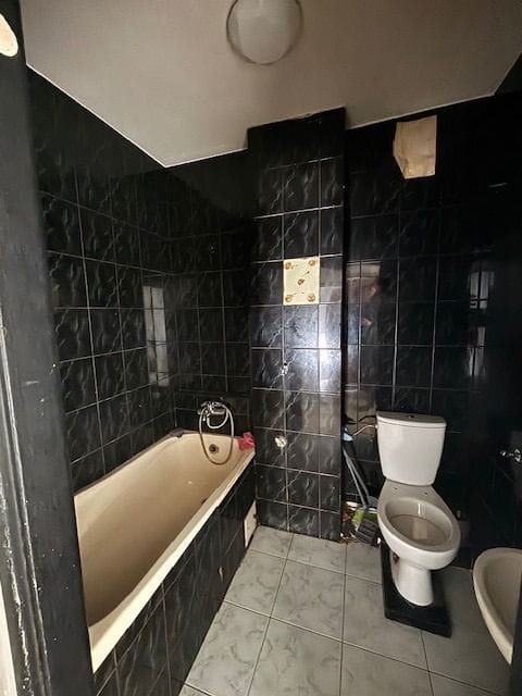 Mieszkanie 1 pokojowe na Sprzedaż