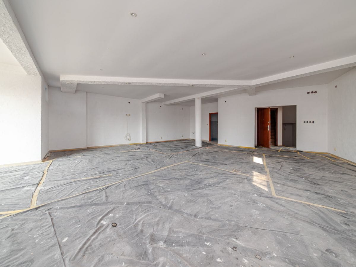 Lokal użytkowy  pokojowe na Sprzedaż