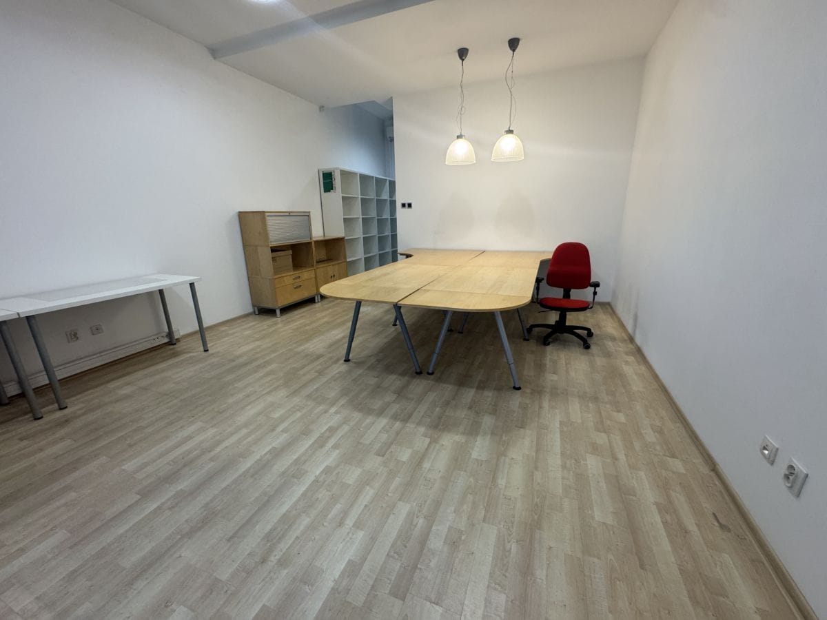 Lokal użytkowy  pokojowe na Wynajem