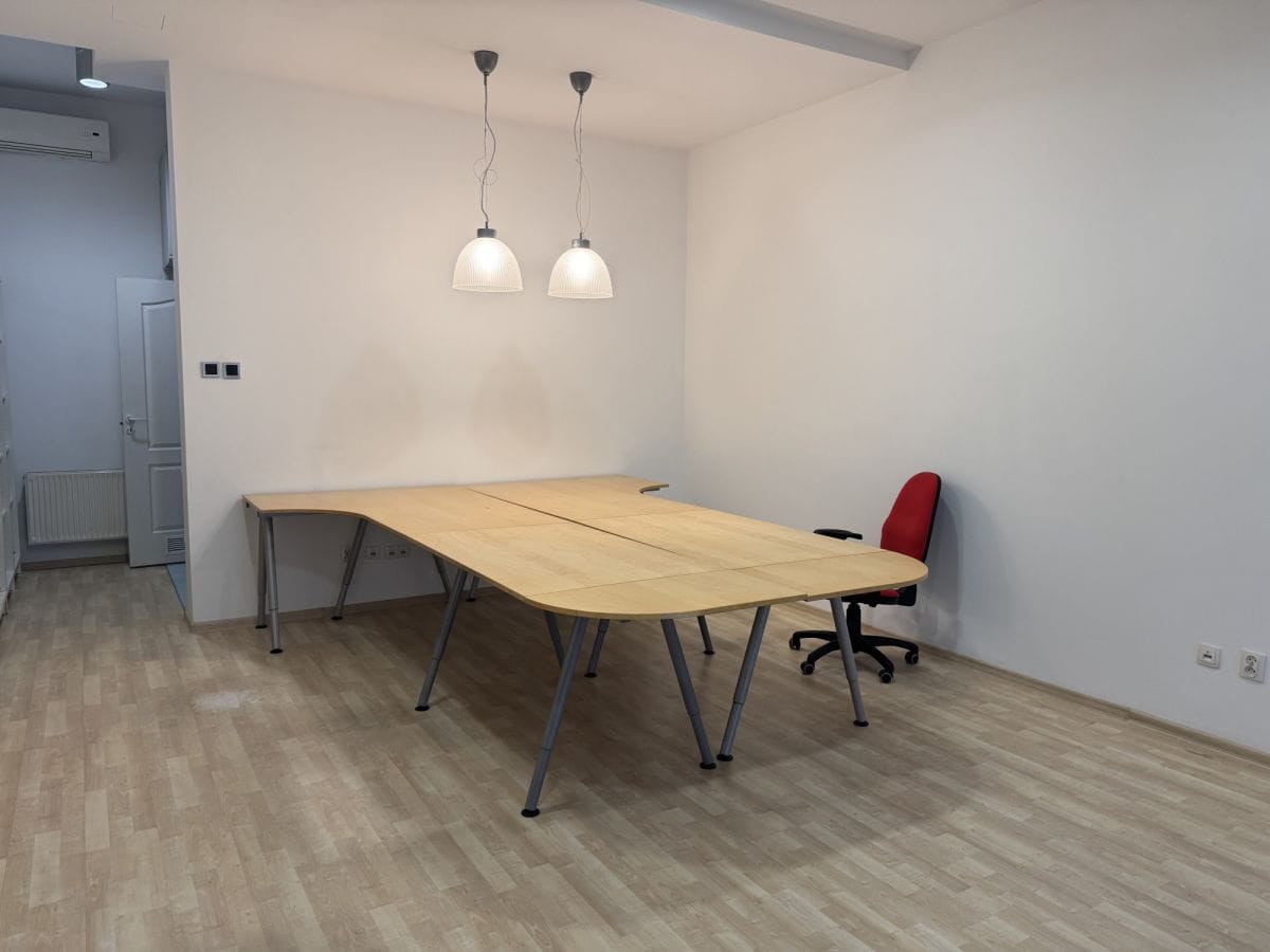 Lokal użytkowy  pokojowe na Wynajem